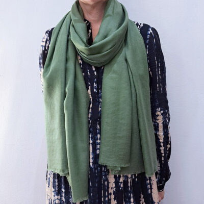 Etole Pashmina Eucalyptus portée